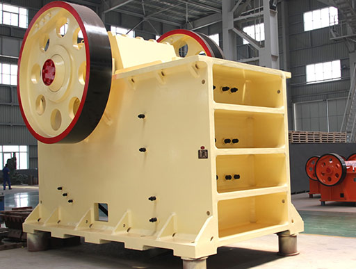 鈉長(zhǎng)石顎式破碎機(jī)