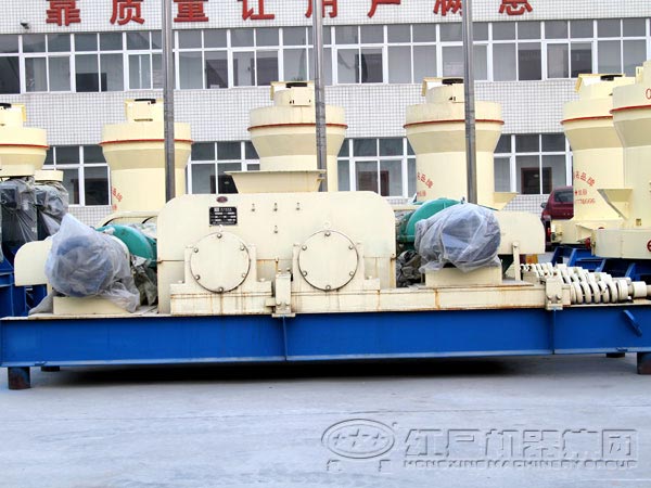 對(duì)輥細(xì)碎機(jī) 對(duì)輥細(xì)碎機(jī)