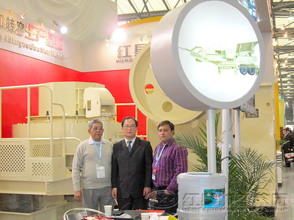 高產(chǎn)節(jié)能制砂機(jī)廠家