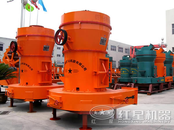 鋯英砂磨粉機(jī)廠區(qū)一角