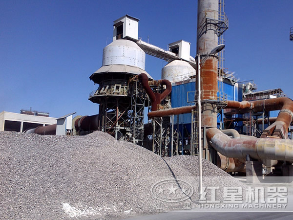 陶?；剞D(zhuǎn)窯工作現(xiàn)場(chǎng)