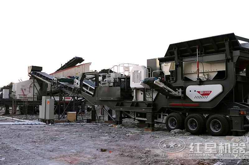 輪胎式移動破碎站工作現(xiàn)場圖片 輪胎式移動破碎站工作現(xiàn)場圖片