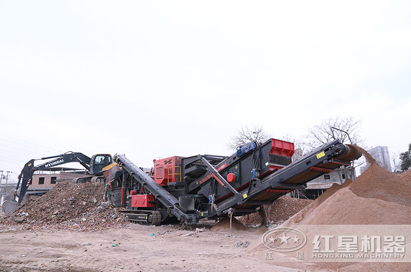 小型磚石建筑垃圾破碎機多少錢一臺？手續(xù)怎么辦？