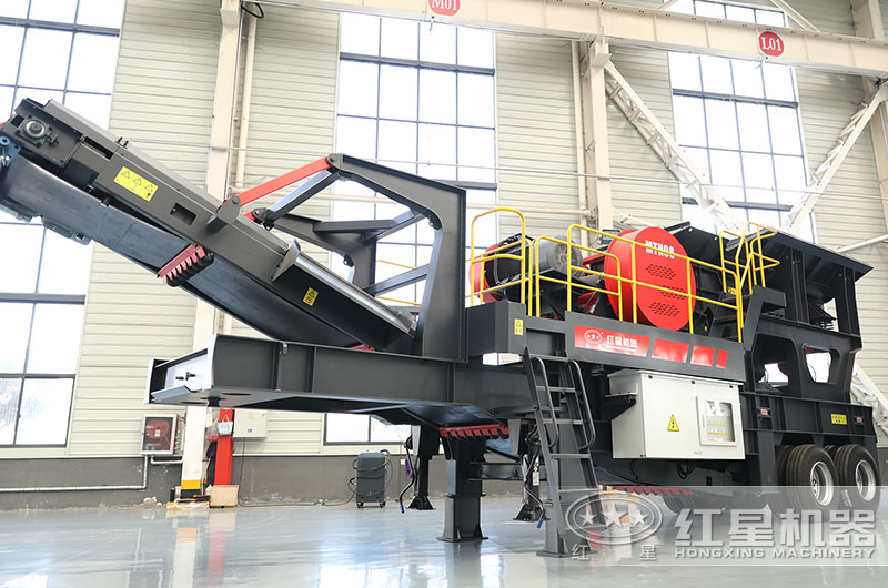 輪胎式移動(dòng)粉碎機(jī)圖片，鄂破