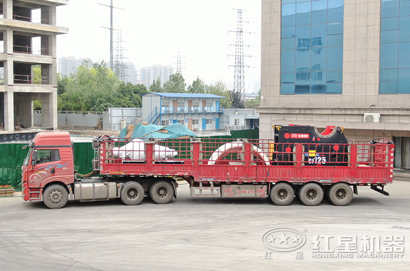 設(shè)備發(fā)貨現(xiàn)場(chǎng) 設(shè)備發(fā)貨現(xiàn)場(chǎng)