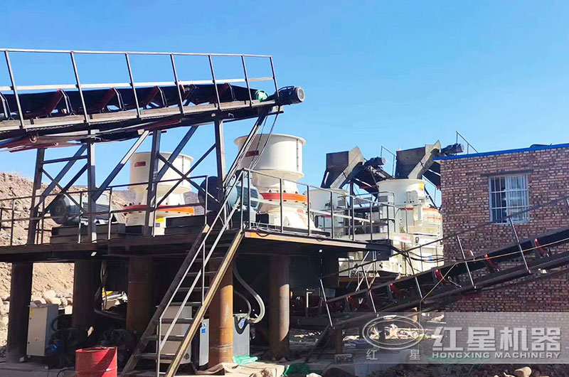 2臺設備聯(lián)合作業(yè)，產(chǎn)量高