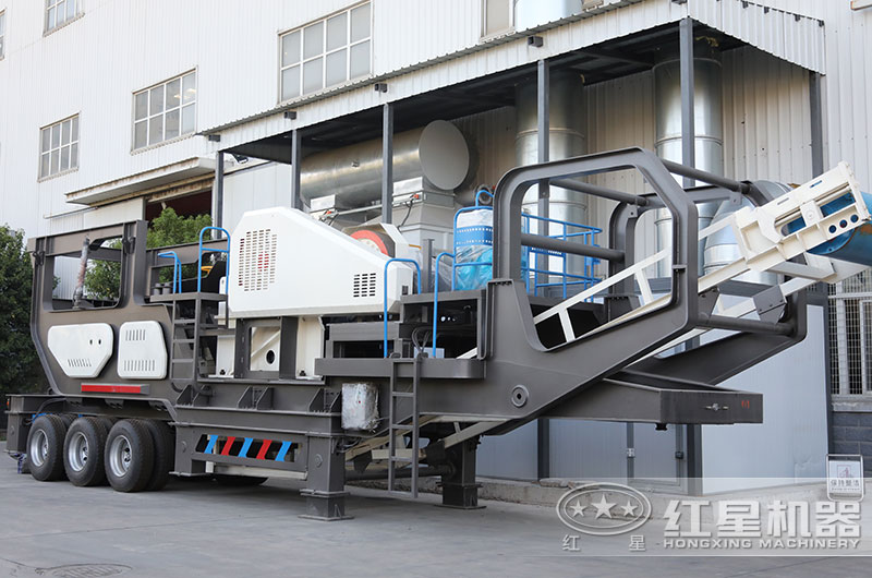 大型環(huán)保移動式石頭破碎機圖片 大型環(huán)保移動式石頭破碎機圖片