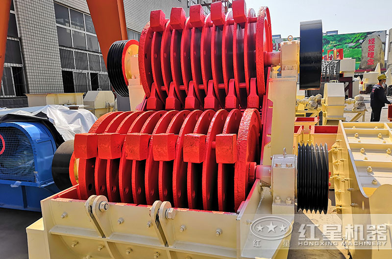 雙級制砂機(jī)內(nèi)部結(jié)構(gòu)圖 雙級制砂機(jī)內(nèi)部結(jié)構(gòu)圖