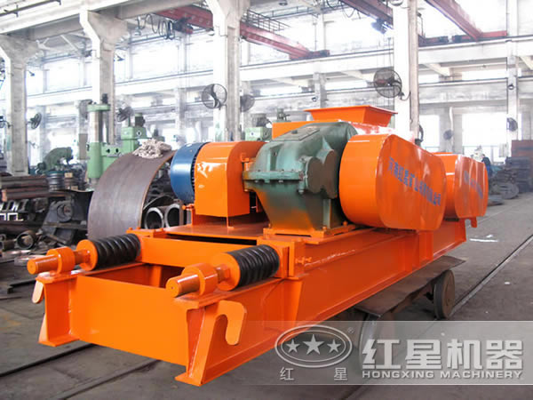 巖石對(duì)輥式破碎機(jī)加工車間