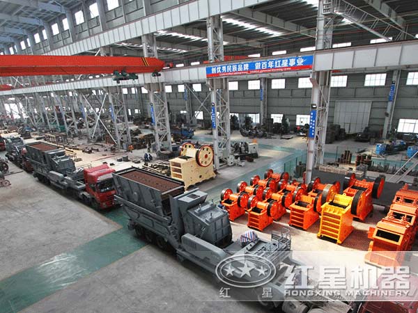 移動(dòng)式碎石機(jī)pk固定式碎石機(jī)，誰(shuí)更適用于采石場(chǎng)作業(yè)？