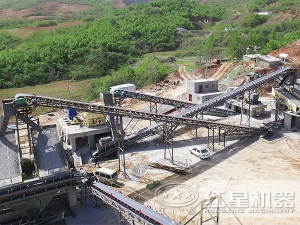 加工石子的機(jī)器多少錢(qián)，產(chǎn)量是多少？