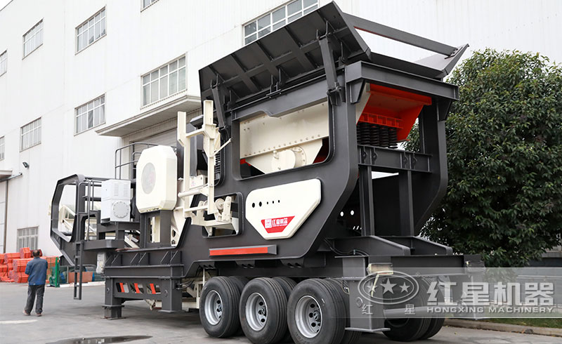 采石場移動破碎設(shè)備全套多少錢？這樣配置更經(jīng)濟