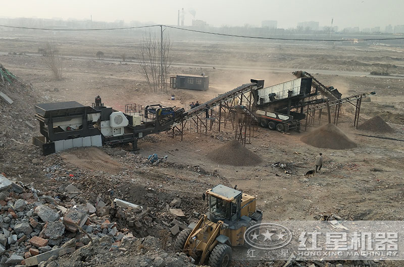 建筑垃圾回收處理現(xiàn)場