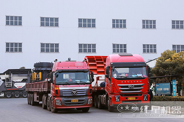 紅星打石機即將發(fā)往生產(chǎn)05石子的場地