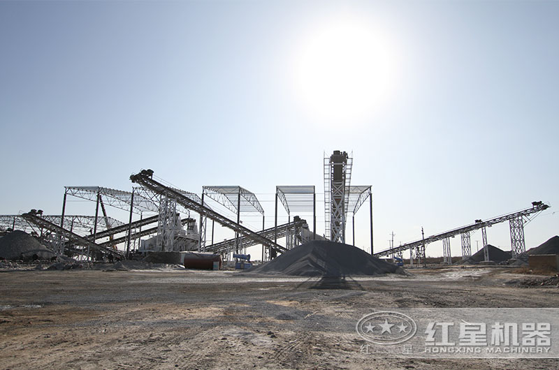 一套機(jī)制砂機(jī)器多少錢？有沒有現(xiàn)場(chǎng)工作視頻