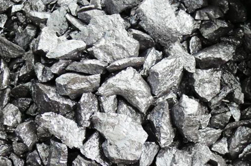 成套環(huán)保工業(yè)硅破碎機(jī)設(shè)備有哪些，價(jià)格是多少？