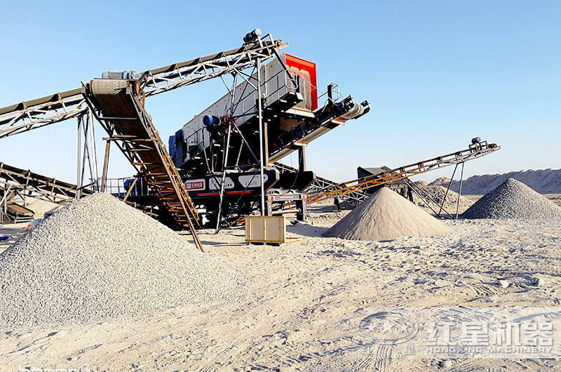 履帶式和輪胎式移動破碎站的區(qū)別是什么？全方位對比一目了然