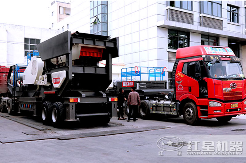 移動(dòng)砂石機(jī)器成套價(jià)格多少錢，求有資歷正規(guī)礦山設(shè)備廠家推薦