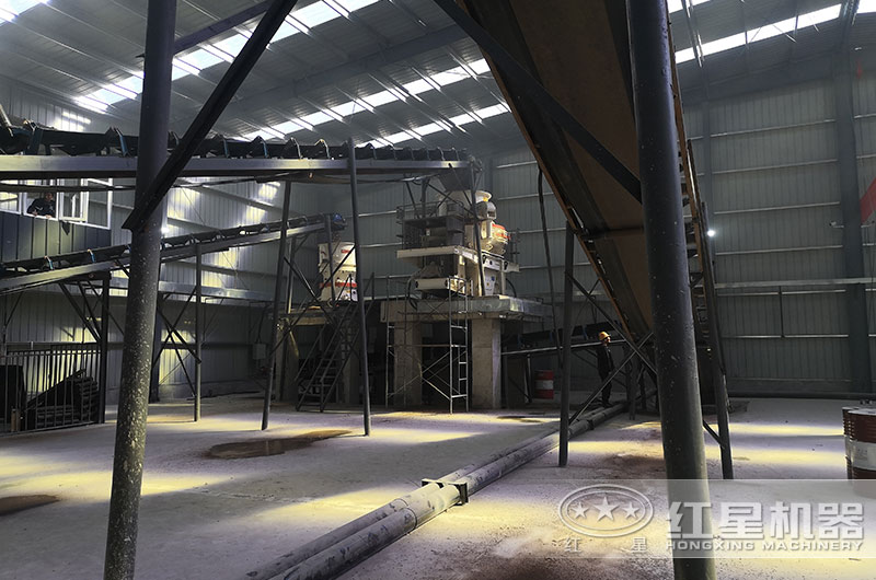 洞渣加工砂石合法嗎？繳納資源稅嗎？需要用到哪些砂石加工設(shè)備？