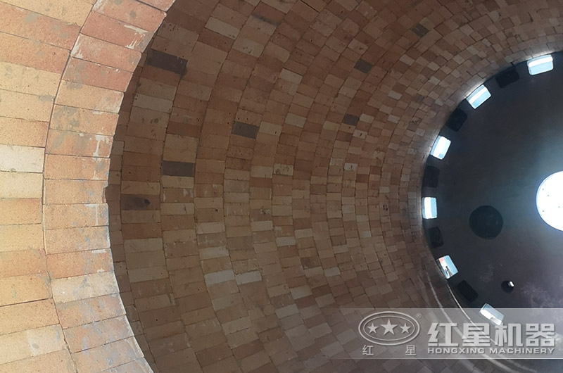 球磨機設(shè)備內(nèi)部實景