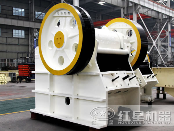 鄂式細(xì)碎機投資成本高嗎