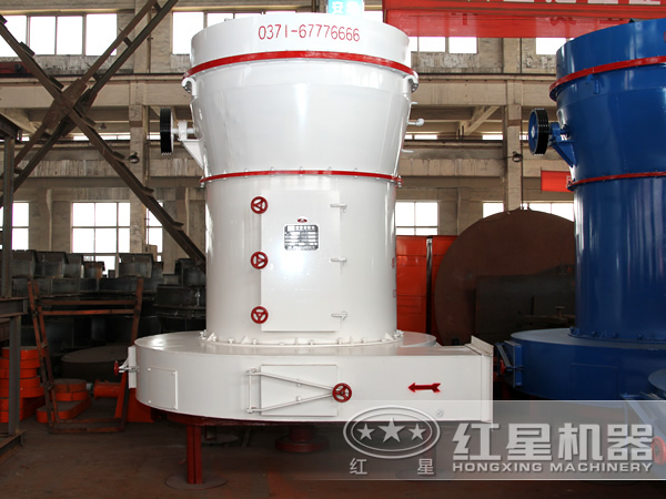 立式石頭雷蒙磨粉機(jī)哪里有賣？?jī)r(jià)格怎么樣？